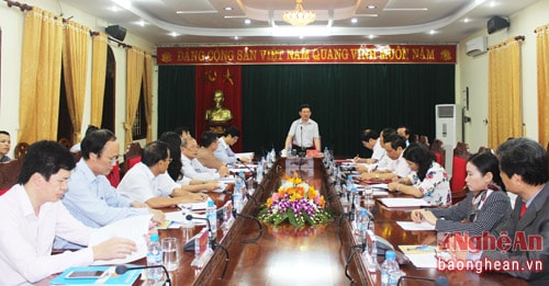 Toàn cảnh buổi làm việc. 