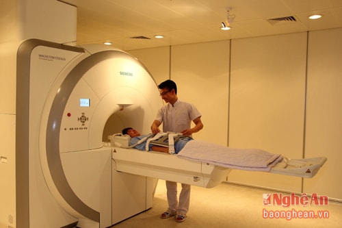 Máy chụp cắt lớp CT scanner 128 lát cắt.