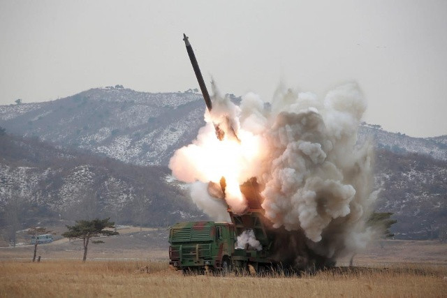 Hệ thống phóng đa tên lửa được tiến hành bắn thử nghiệm ngày 4/3/2016.