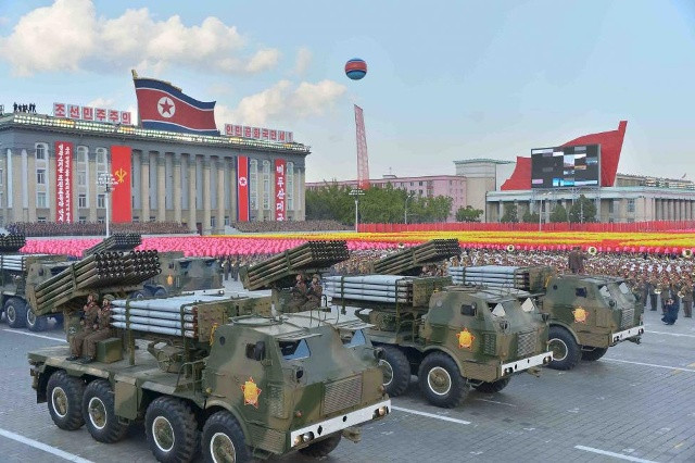 Dàn tên lửa tham gia diễu binh nhân Lễ kỷ niệm 70 năm thành lập Đảng Lao động Triều Tiên ngày 11/10/2015.