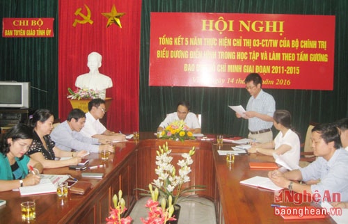 Toàn cảnh hội nghị.