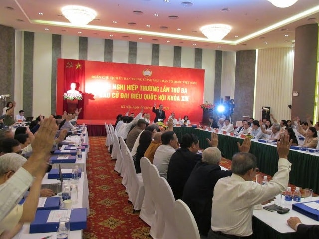 Đoàn Chủ tịch Ủy ban T.Ư Mặt trận Tổ quốc Việt Nam biểu quyết danh sách ứng cử ĐBQH.