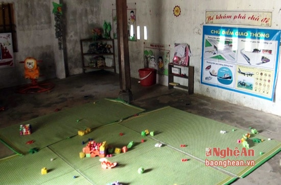 Lớp học điểm trường mầm non Xuân Trung nơi xảy ra sự việc ong đốt khiến nhiều học sinh và giáo viên phải nhập viện cấp cứu