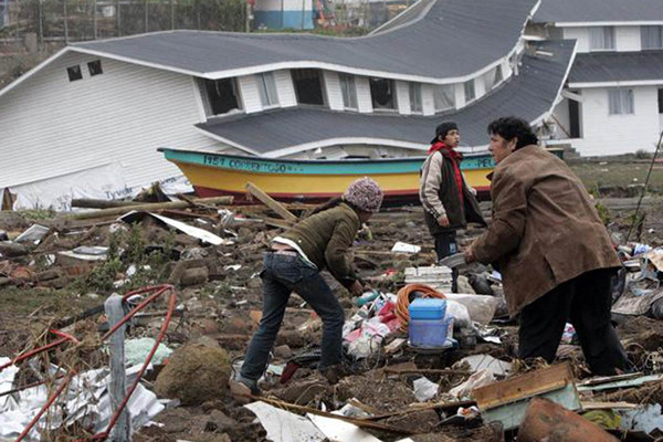 Trận động đất mạnh 8,8 độ richter diễn ra ngày 27/2/2010 tại Chile tạo ra cơn sóng thần làm 524 người thiệt mạng.