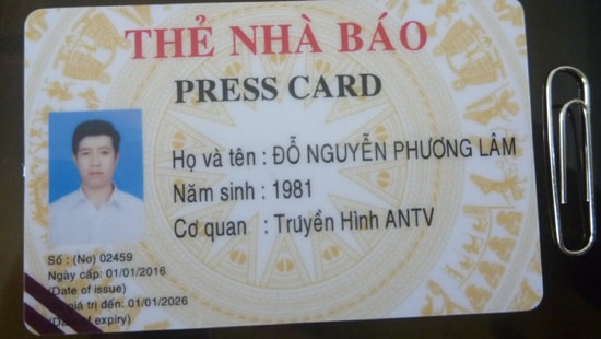 Tài xế Đỗ Nguyễn Phương Lâm sử dụng thẻ nhà báo giả