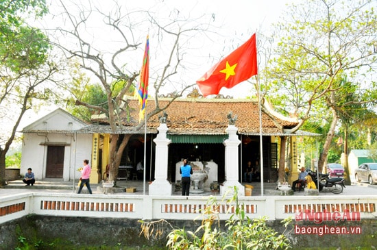 Đền Làng Rào.