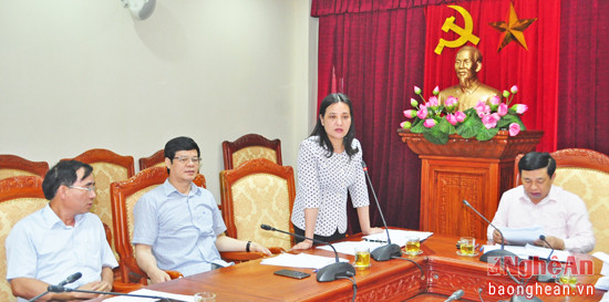 Đồng chí Cao Thị Hiền đề nghị cần rà soát tiểu sử tóm tắt những người ứng cử đại biểu Quốc hội và HĐND tỉnh trước khi công bố và niêm yết công khai Hộp thư đến x 