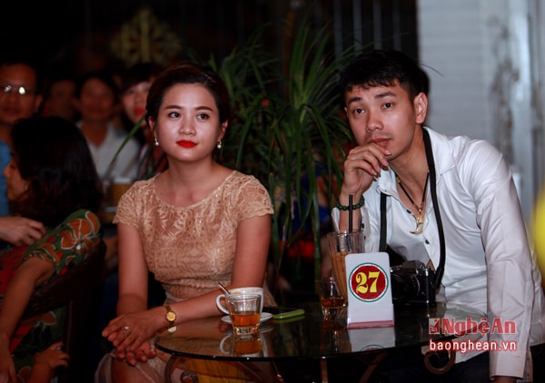 Những ca khúc trữ tình, sâu lắng khiến người với người xích lại gần nhau hơn