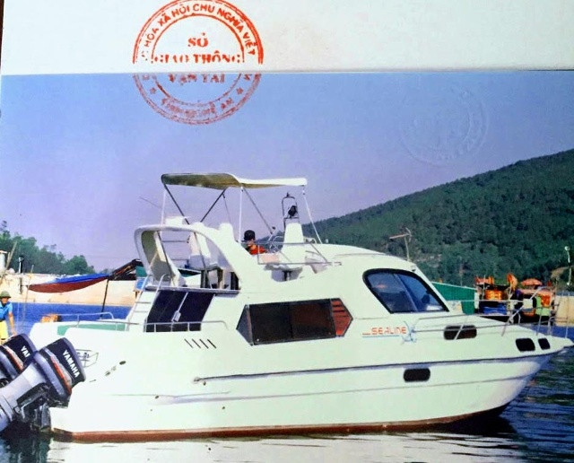 Các du thuyền đưa du khách được Sở GTVT Nghệ An cấp phép với đầy đủ các điều kiện đảm bảo an toàn.
