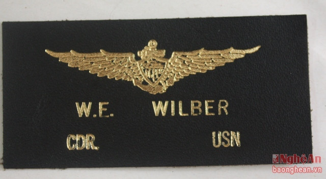 Phù hiệu sỹ quan chỉ huy của ông Wilber