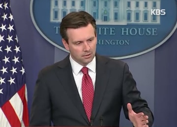 Người phát ngôn Nhà Trắng Josh Earnest tuyên bố Washington sẵn sàng đầu tư các nguồn lực của mình để bảo vệ Hàn Quốc.