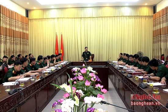 Quang cảnh buổi làm việc.