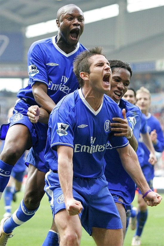 Giữa làn sóng chê trách, không có nhiều người nhớ Ranieri có công đưa Gallas về và cho Lampard lên đội một. Về sau, hai cầu thủ này trở thành trụ cột dưới thời Jose Mourinho.