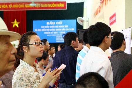 Cử tri cân nhắc trước khi lựa chọn người đại diệnẢnh:Gia Khoa