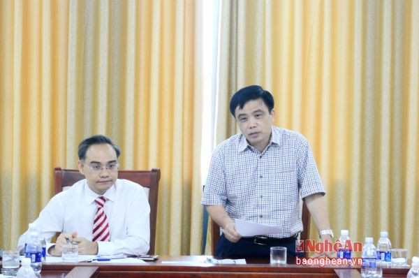 Đồng chí Huỳnh Thanh Điền - Phó Chủ tịch UBND tỉnh khẳng định các sở, ngành, đơn vị liên quan cần tích cực phối hợp để khai thác hiệu quả đường bay Vinh - Bangkok.