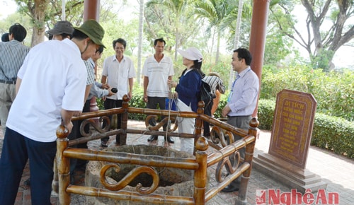 Tham quan giếng nước nhà Tây Sơn Tam Kiệt