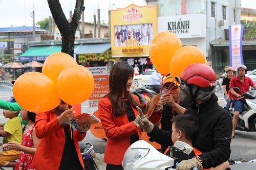 sac-cam-xuong-pho-mung-festival-hue-2016-5
