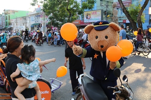sac-cam-xuong-pho-mung-festival-hue-2016-6
