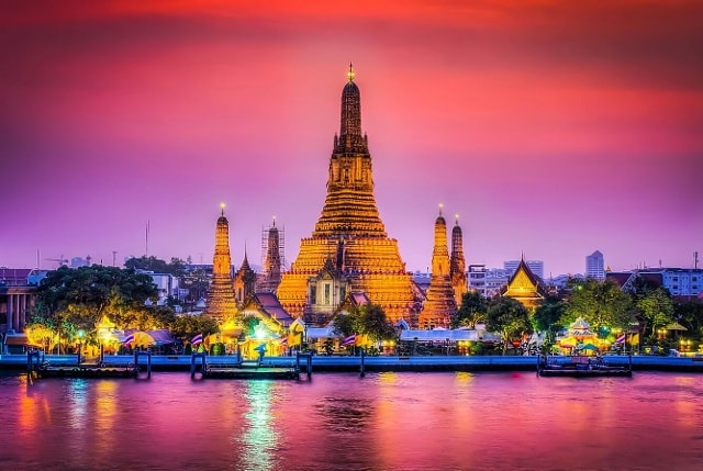 -Viettravel provides a group-based compact tour to travel Vinh-Bangkok-Pattaya-Vinh for individual registration, which lasts 5 days and 4 nights, at 6,990,000VND/adult. Source: Internet.
