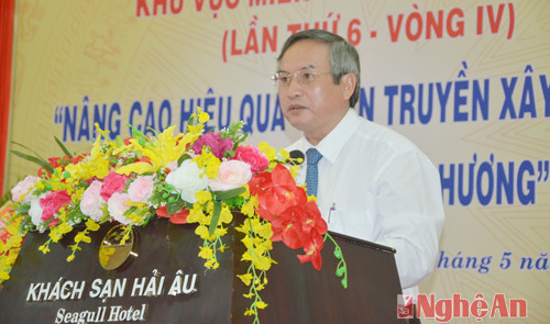Đồng chí Nguyễn Giờ, Ủy viên BTV Tỉnh ủy, Trưởng Ban Tuyên giáo Tỉnh ủy phát biểu chào mừng tại hội thảo