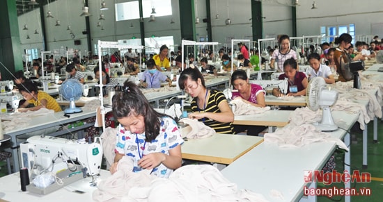 Dây chuyển sản xuất của nhà máy hiện tại thu hút gần 1.000 lao động, trong đó có 4 người khuyết tật