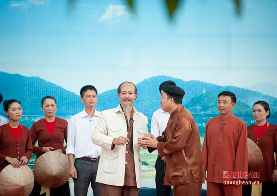 Điểm nhấn cảm xúc