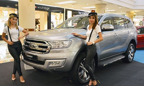 ford-everest-2016-gia-tu-49700-usd-tai-malaysia