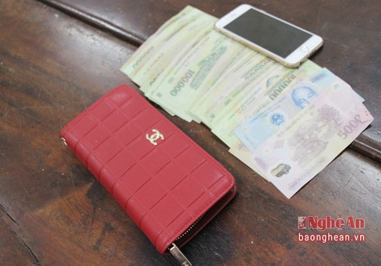 Tang vật vụ án
