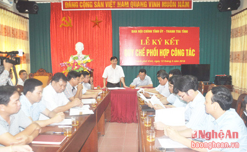 Toàn cảnh lễ ký kết