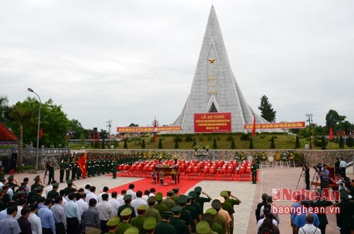 Quê hương, đất nước luôn nhớ về các anh – những người con ưu tú của dân tộc, đã ngã xuống vì nền độc lập, hạnh phúc muôn đời.