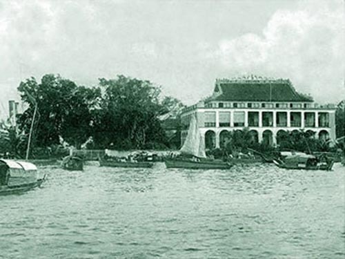 Bến Nhà Rồng xưa...