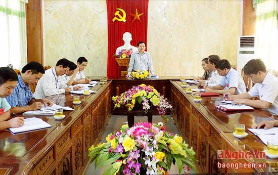 Toàn cảnh cuộc làm việc.