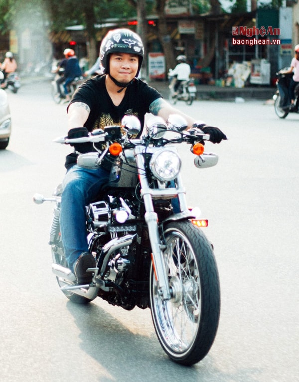 Mỗi biker một cá tính và phong cách, nhưng trên hết, đó là tinh thần đoàn kết,hỗ trợ nhau trong những lần chinh phục ấy.