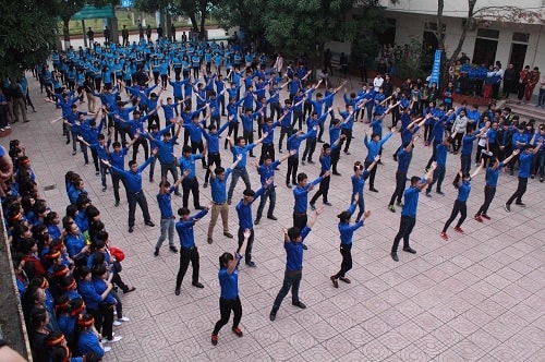 Sinh viên đại học Kinh tế Nghệ An với những hoạt động ngoại khoá sôi nổi, hấp dẫn. Ảnh: Internet