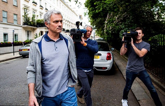 Mourinho chuẩn bị ký 5 năm với Quỷ đỏ