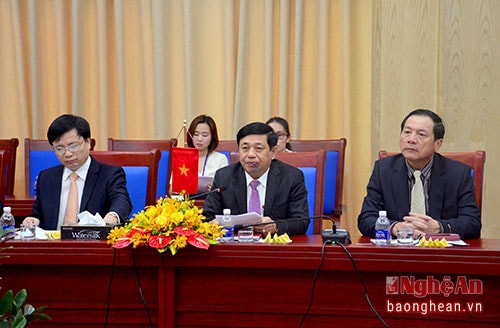 Đồng chí Nguyễn Xuân Đường - Phó Bí thư Tỉnh ủy, Chủ tịch UBND tỉnh phát biểu tại buổi làm việc.
