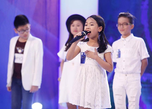 Diệp Nhi trong sáng và hồn nhiên qua các vòng thi Vietnam Idol Kids.