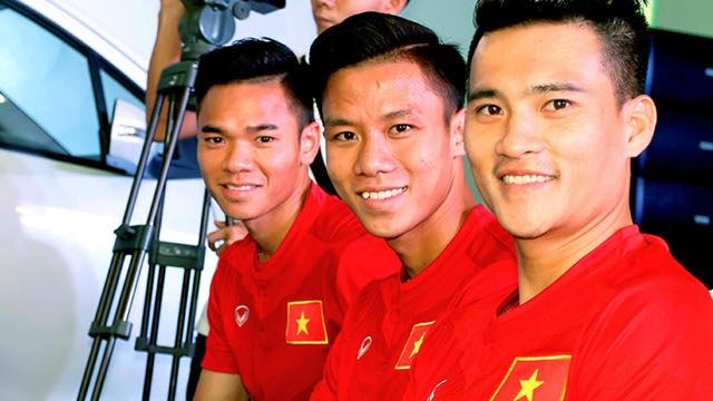 Nguyên Mạnh, Ngọc Hải và Công Vinh (từ trái sang) trong đợt tập trung ĐTQG (ảnh do nhân vật cung cấp).