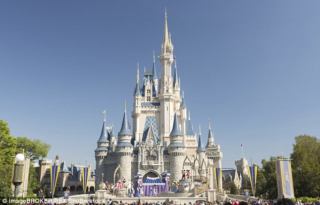 Disney World ở Florida, Mỹ là điểm đến hấp dẫn trong mùa hè. Ảnh: DailyMail.