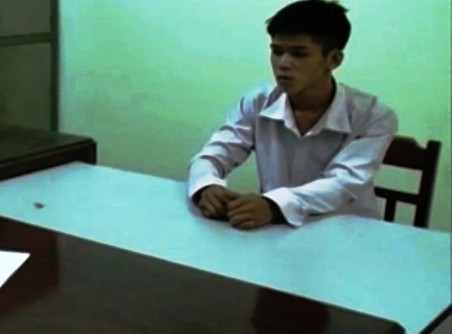 Phan Cảnh Thanh Tùng tại cơ quan điều tra.