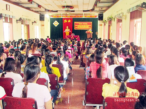 Quang cảnh buổi tuyên truyền.