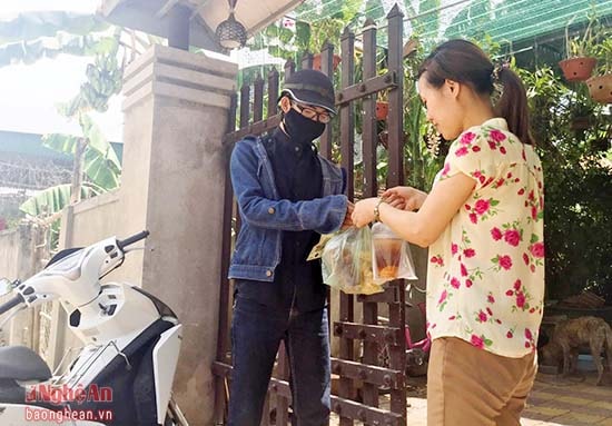 Dịch vụ ship đồ uống đắt khách trong những ngày hè