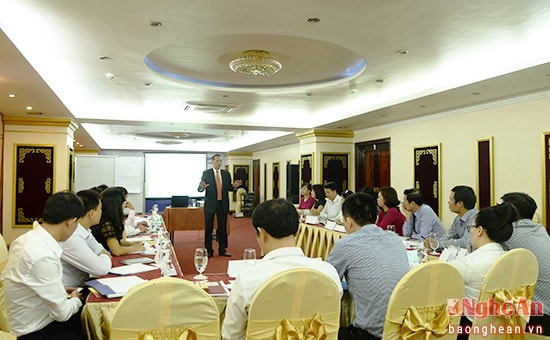 Toàn cảnh buổi tập huấn sáng 7/6.