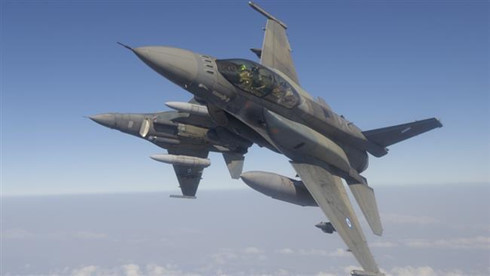 Hai chiến đấu cơ F-16 của lực lượng cảnh vệ bang Nam Carolina, Mỹ đã đâm vào nhau lúc huấn luyện ở vùng nông thôn bang Georgia. (ảnh: PressTV).