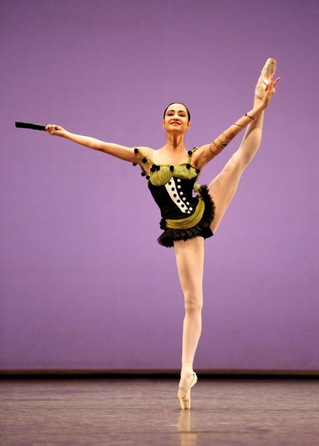 Mathilde Froustey là một trong những vũ công ngôi sao tham gia chương trình nghệ thuật Paris Ballet. Ảnh: CTCC