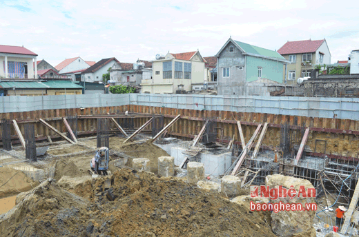 Dự án của Công ty CP Tập đoàn đầu tư và du lịch Bảo Sơn tại P. Hưng Phúc đã được thi công một thời gian khá dài nhưng chưa có giấy phép xây dựng.