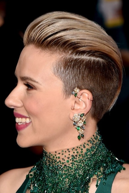 Không phải ai cũng dám trải nghiệm kiểu tóc undercut của minh tinh Scarlett Johansson. Nhưng nếu bạn muốn 