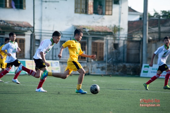 Đương kim vô địch Nghi Lộc tỏ ra quá mạnh so với TN Nghi Lộc.