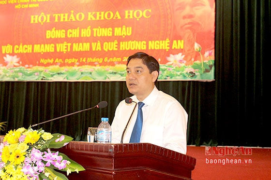Đồng chí Nguyễn Đắc Vinh - Ủy viên BCH Trung ương Đảng, Bí thư Tỉnh ủy phát biểu