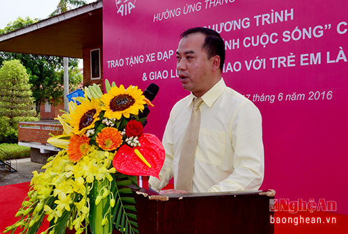 Ông Đinh Tiến Hải - Phó Giám đốc Quỹ bảo trợ trẻ em Việt Nam phát biểu tại chương trình.